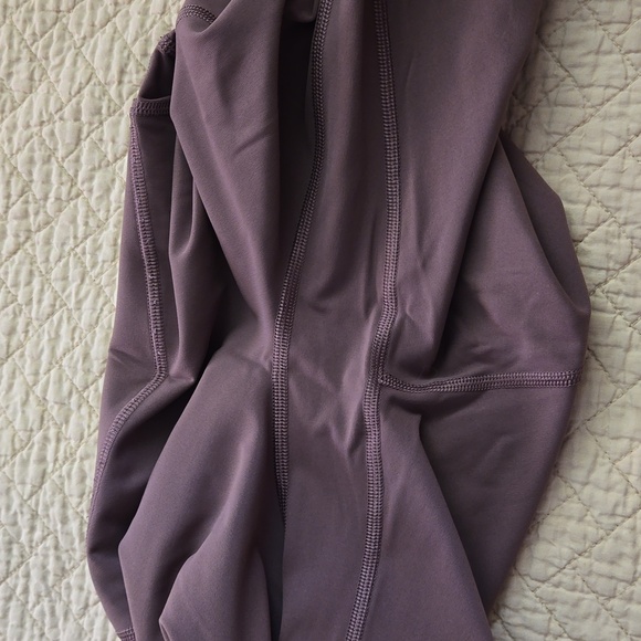 Lululemon All The Right Places Crop - Picture 7 of 7